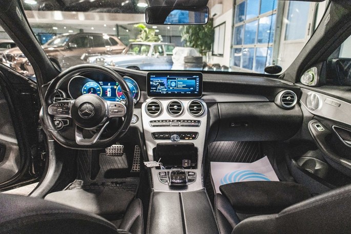 Mercedes C220 d AMG Line stc. aut.