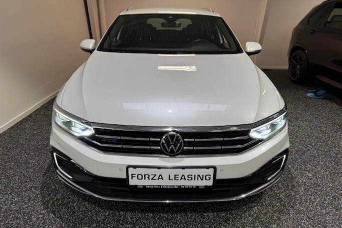 VW Passat GTE Variant DSG