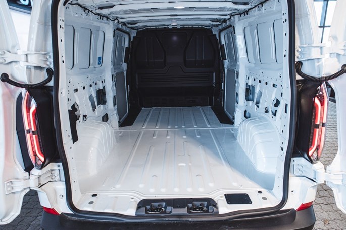 Ford E-Transit Custom 340 L2 Trend