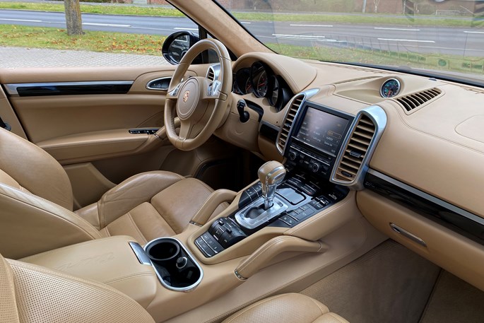 Porsche Cayenne Turbo Tiptr.