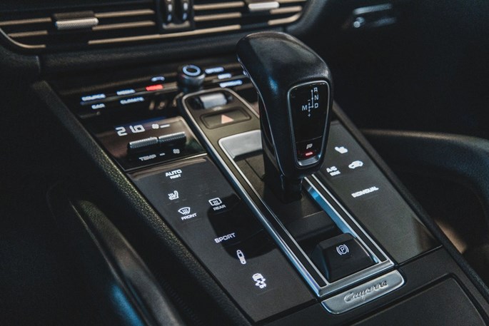 Porsche Cayenne Tiptr. Van