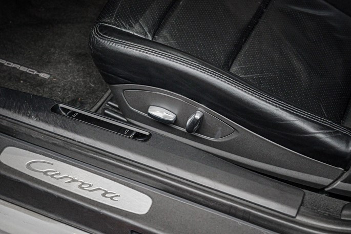 Porsche 911 Carrera Coupé PDK