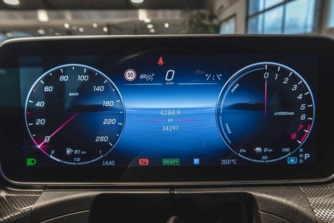 Mercedes C300 e AMG Line stc. aut.