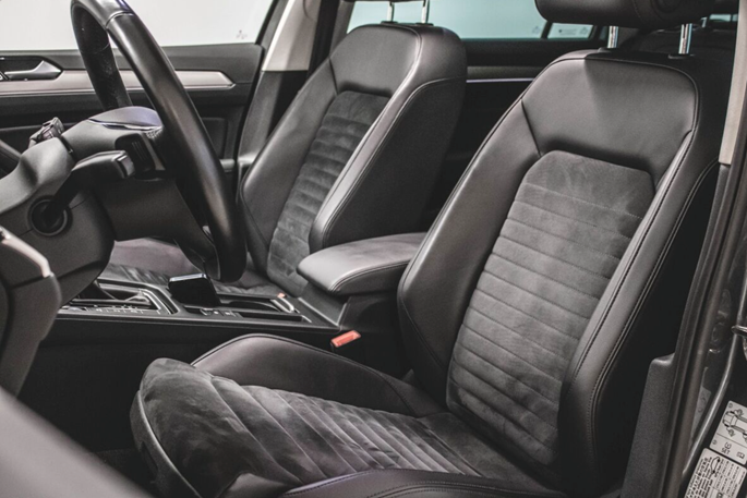 VW Passat R-line Variant DSG 5d