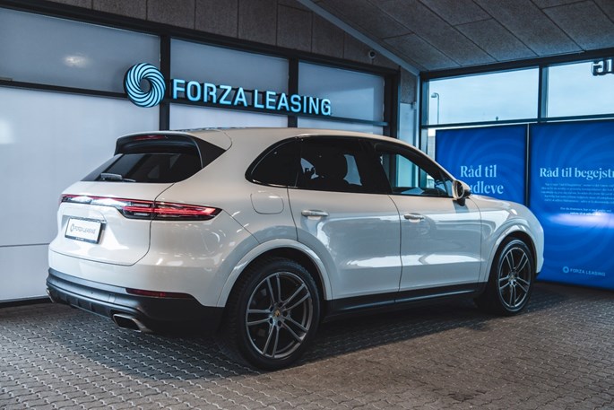 Porsche Cayenne Tiptr. Van