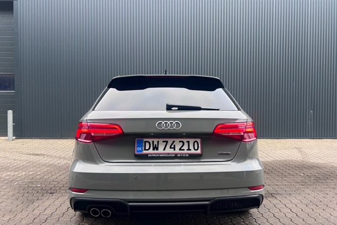 Audi A3 TFSi Sport quattro S-tr.