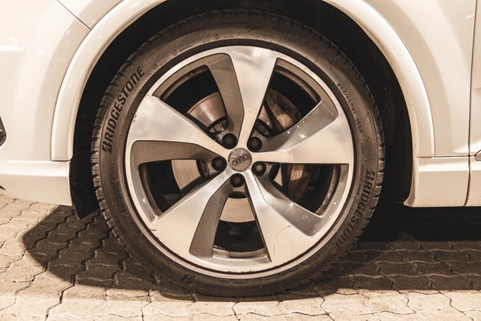 Audi Q7 TDi 272 S-line quattro Tiptr. 7prs