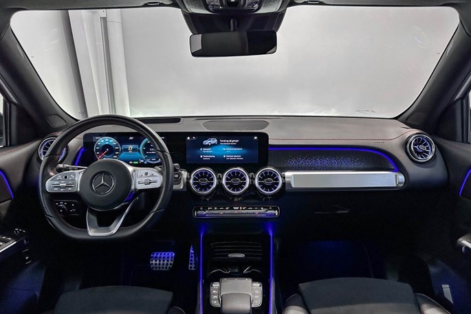 Mercedes EQB300 AMG Line 4Matic 7prs