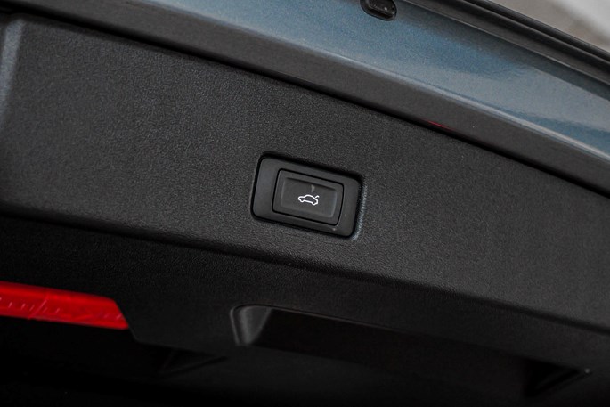 Audi Q4 e-tron S-line quattro