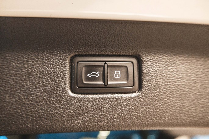 Audi Q7 TDi 272 S-line quattro Tiptr. 7prs