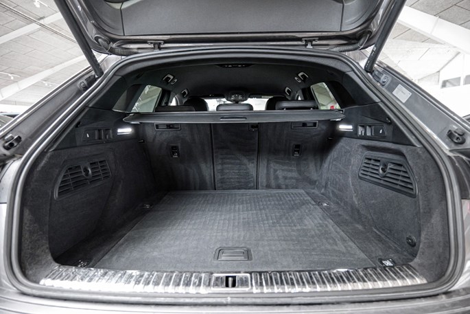 Audi E-tron Advanced quattro