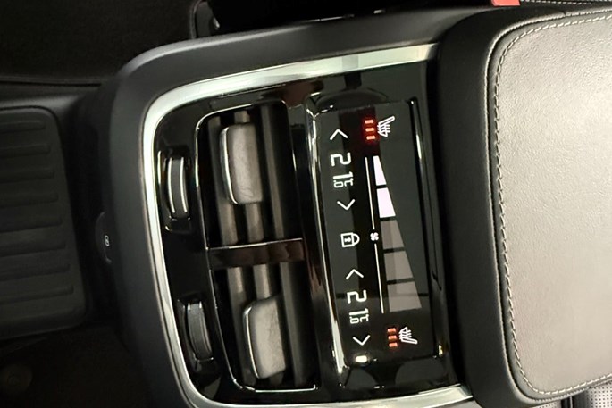 Volvo XC90 T8 ReCharge Ultimate Bright aut. AWD 7prs