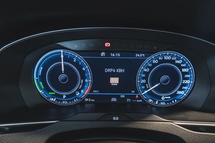 VW Passat GTE Variant DSG