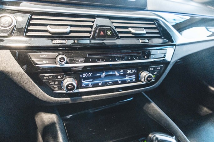 BMW 530d Touring Sport Line aut.