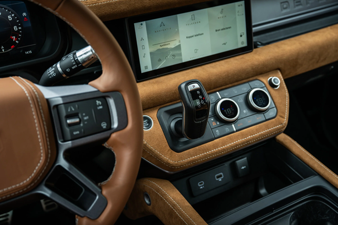 Land Rover Defender 110 P400 HSE aut. Van