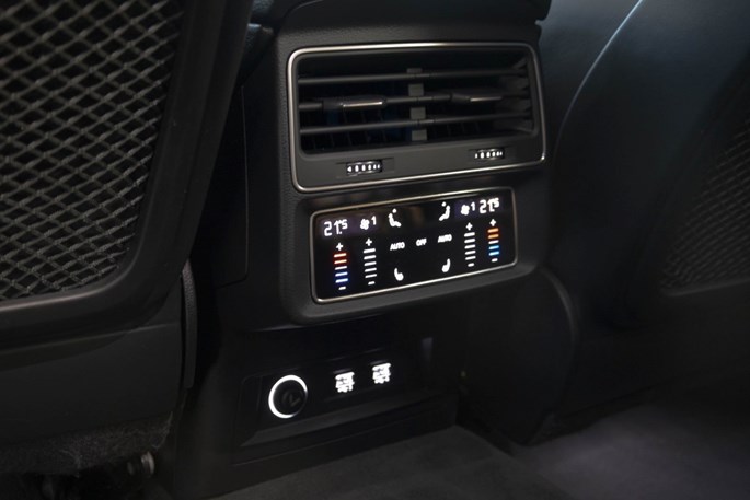 Audi Q8 TDi S-line quattro Tiptr.