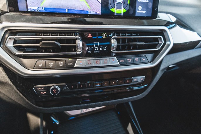 BMW iX3 Charged M-Sport