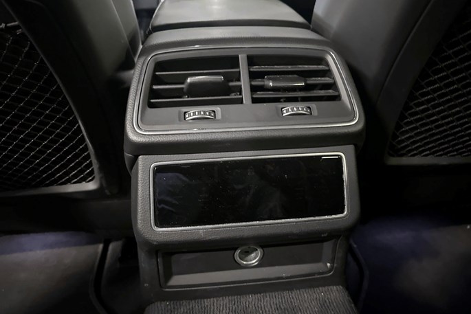 Audi A6 TFSi e S-line Avant quattro S-tr.