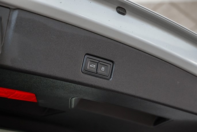 Audi Q4 e-tron S-line quattro