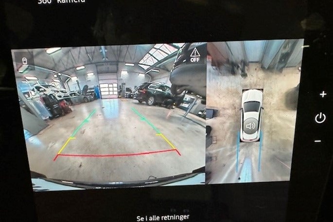 Renault Megane E-Tech Iconic