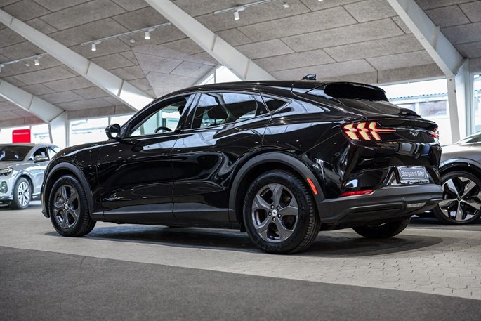 Ford Mustang Mach-E Standard Range