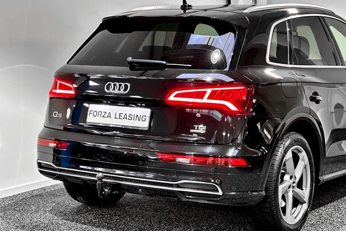 Audi Q5 TDi 190 S-line quattro S-tr.