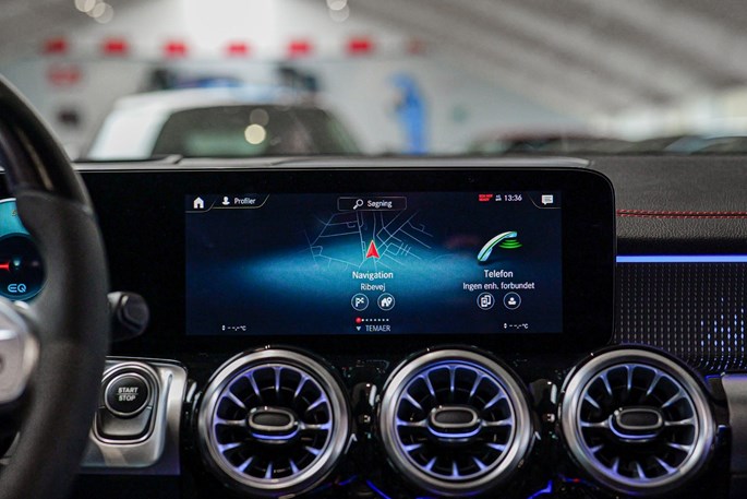 Mercedes EQB300 AMG Line 4Matic