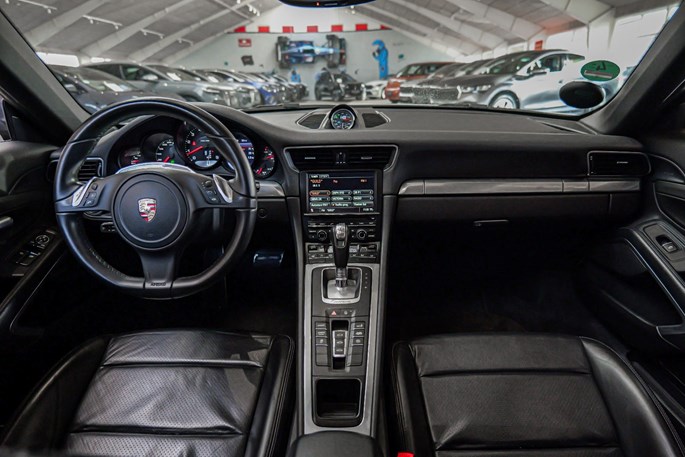 Porsche 911 Carrera Coupé PDK