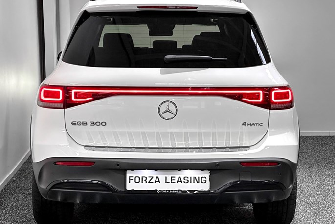 Mercedes EQB300 AMG Line 4Matic 7prs