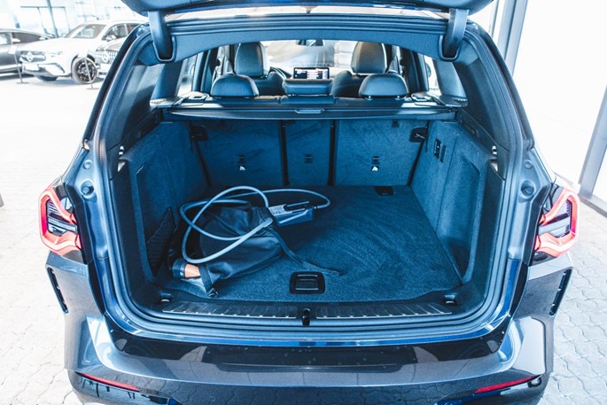BMW iX3 Charged Plus M-Sport