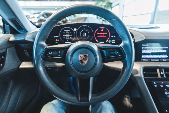 Porsche Taycan 4S Performance+