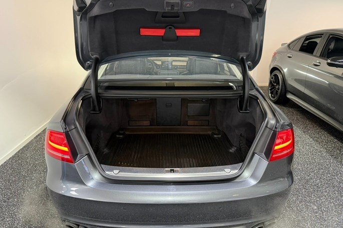 Audi S8 TFSi quattro Tiptr.