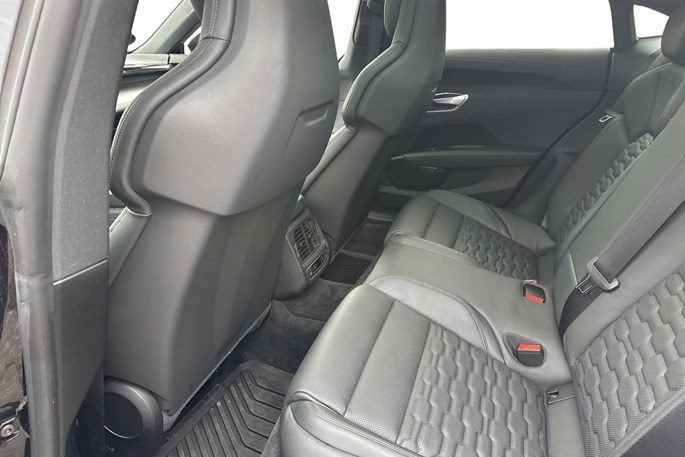 Audi e-tron GT quattro