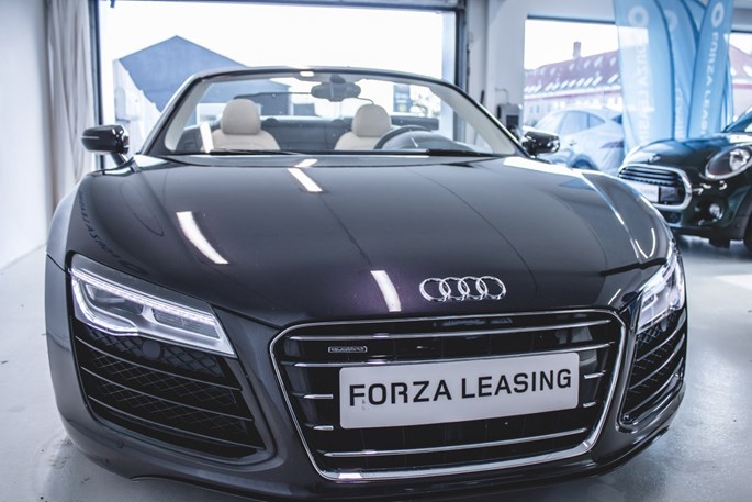 Audi R8 FSi Spyder quattro S-tr.