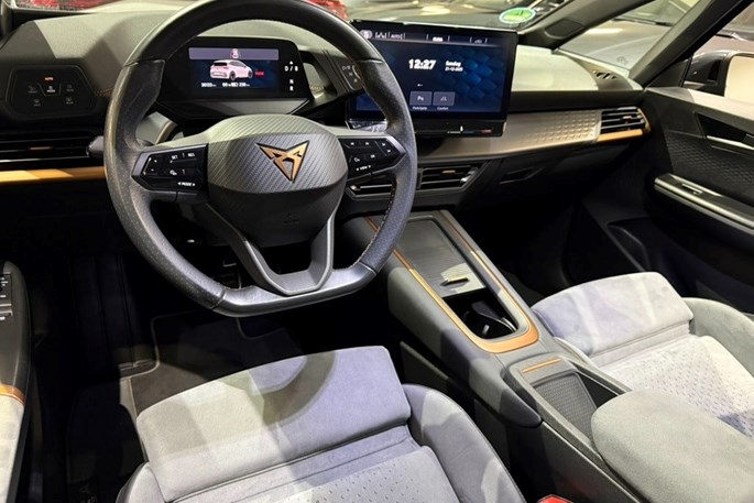 Cupra Born Dinamica Pack High