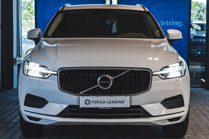 Volvo XC60 D4 190 Momentum aut. AWD Van