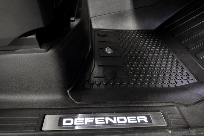 Land Rover Defender 110 P400 X-Dynamic HSE aut.