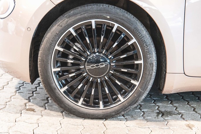 Fiat 500e Icon Cabrio