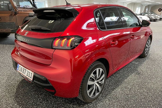 Peugeot 208 PT 100 Allure