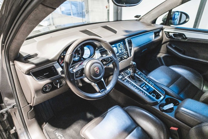 Porsche Macan Turbo PDK