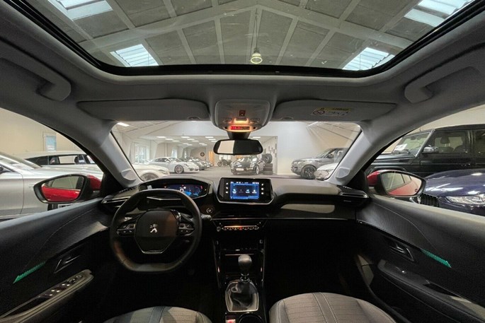 Peugeot 208 PT 100 Allure