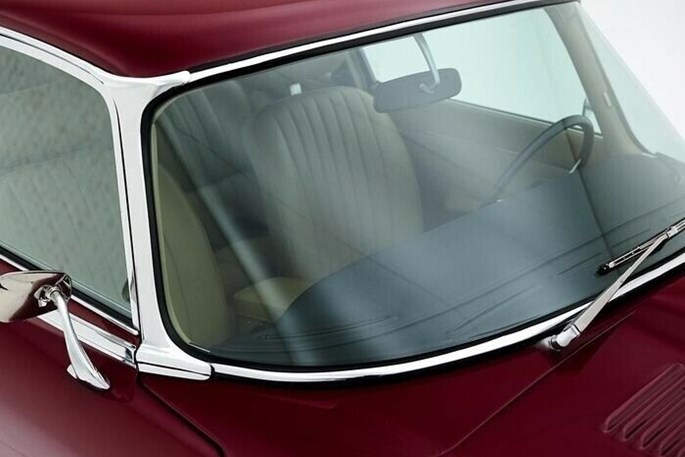 Jaguar E-Type Fixed Head Coupé