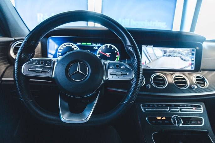 Mercedes E300 de Advantage stc. aut.