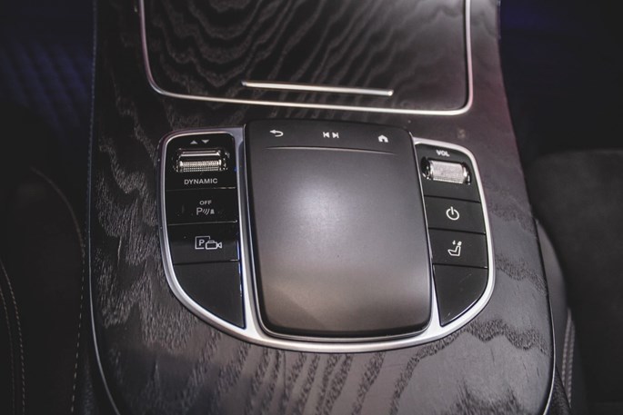 Mercedes E300 de AMG Line stc. aut.