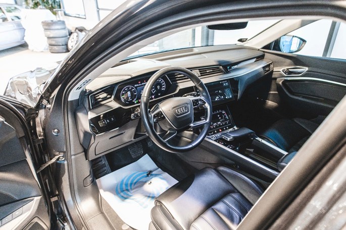 Audi E-tron S-line quattro