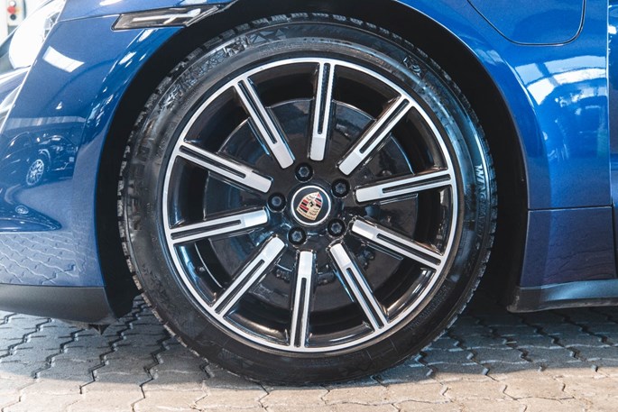 Porsche Taycan 4S Performance+