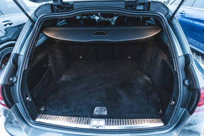 Mercedes C220 d AMG Line Night Edition stc. aut.