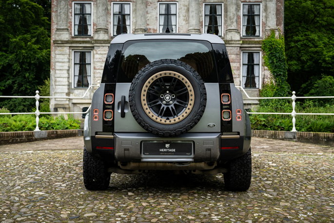 Land Rover Defender 110 P400 HSE aut. Van