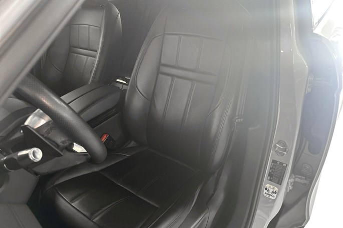 Land Rover Range Rover Evoque P300e R-Dynamic SE aut.