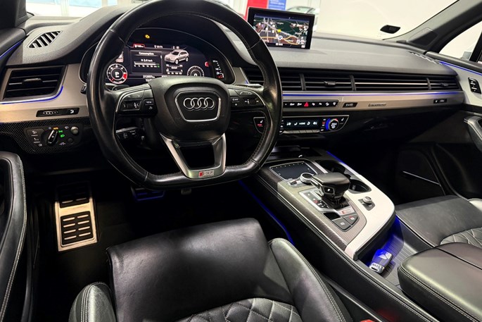 Audi SQ7 TDi quattro Tiptr. 7prs